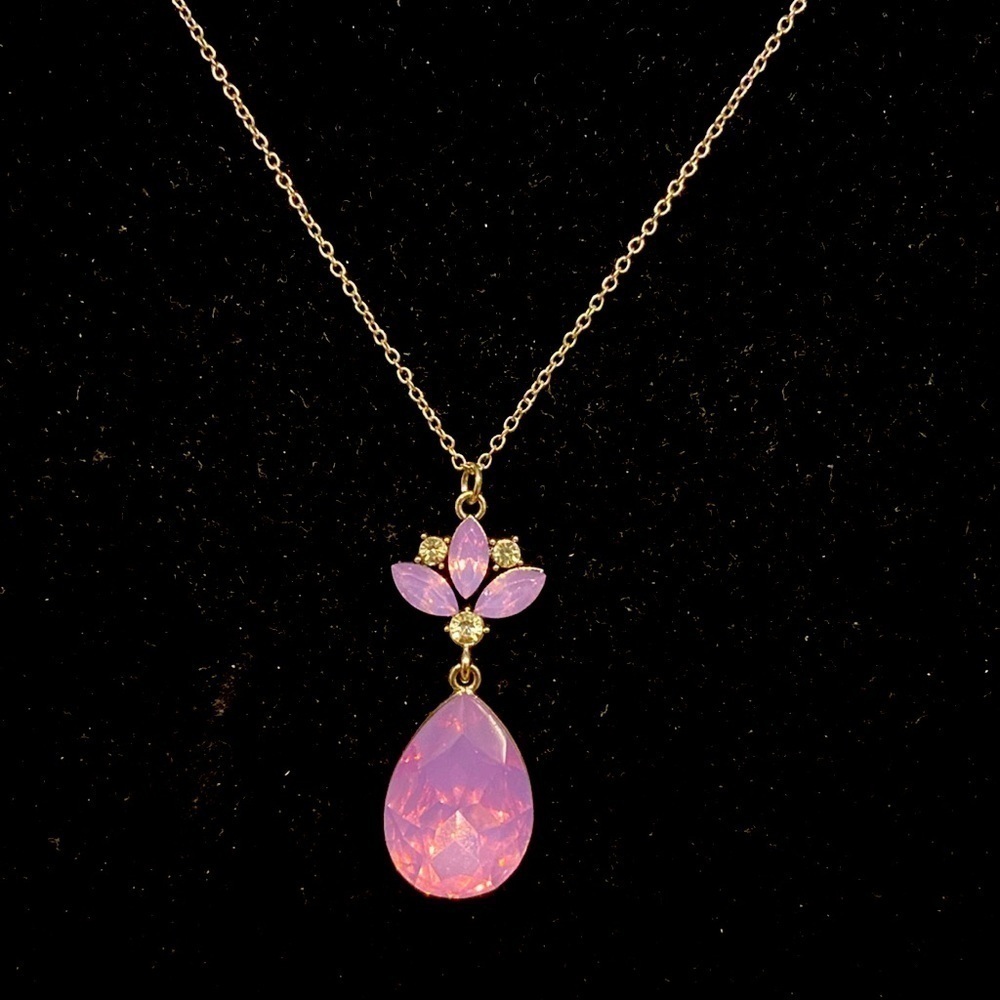Costume Necklace Pink and Silver